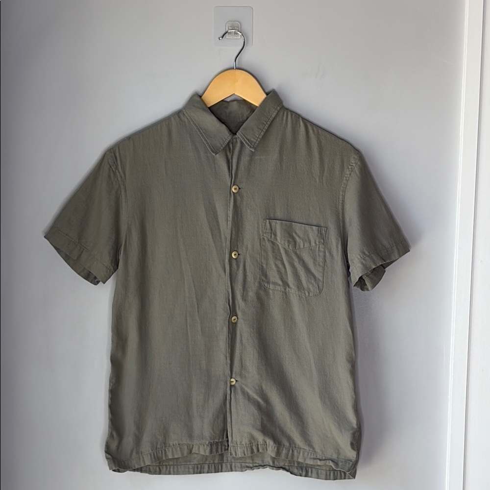 Buck Mason Khaki Short Sleeve Button Down Shirt Green Gray XS